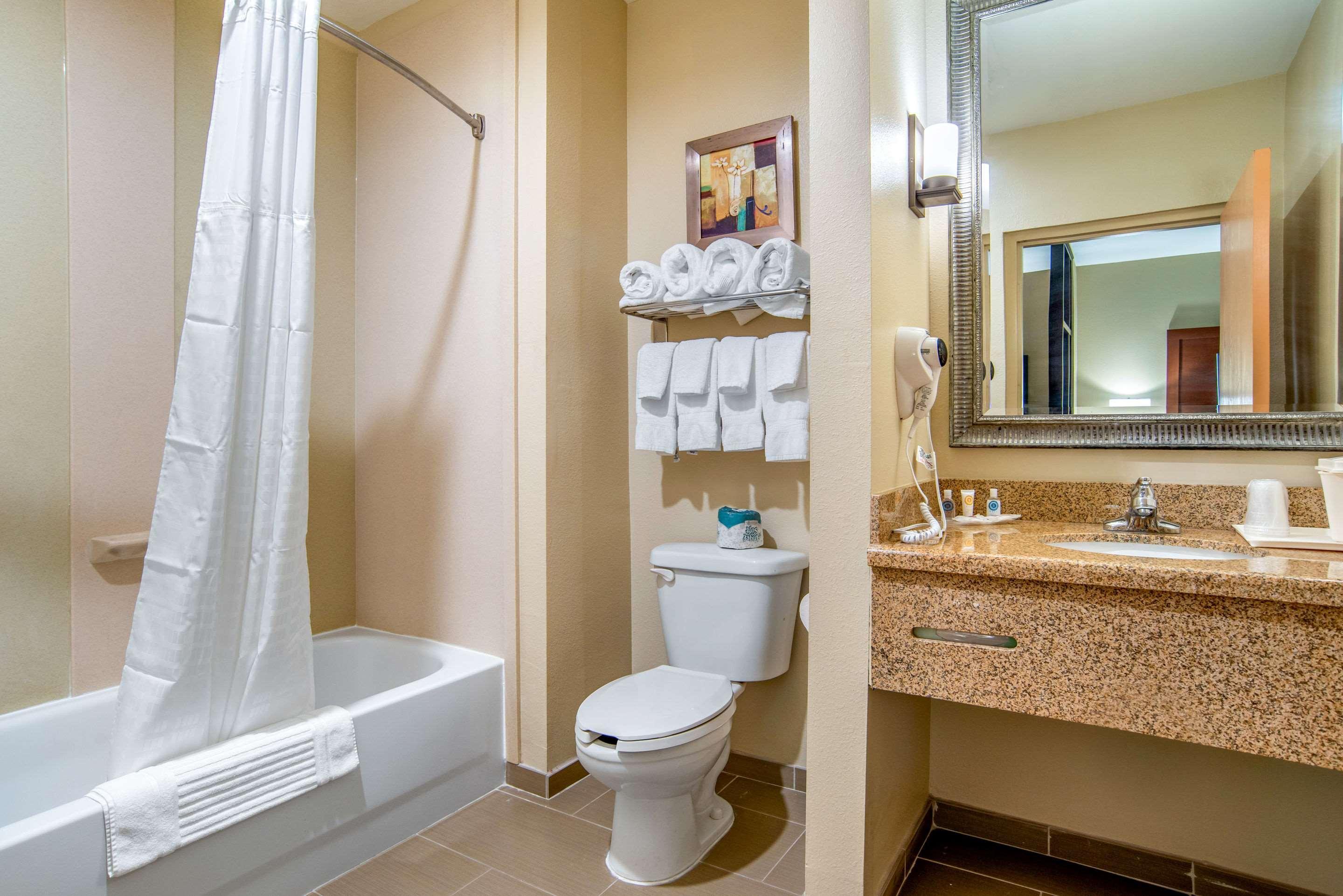 Comfort Suites Gulfport Eksteriør bilde