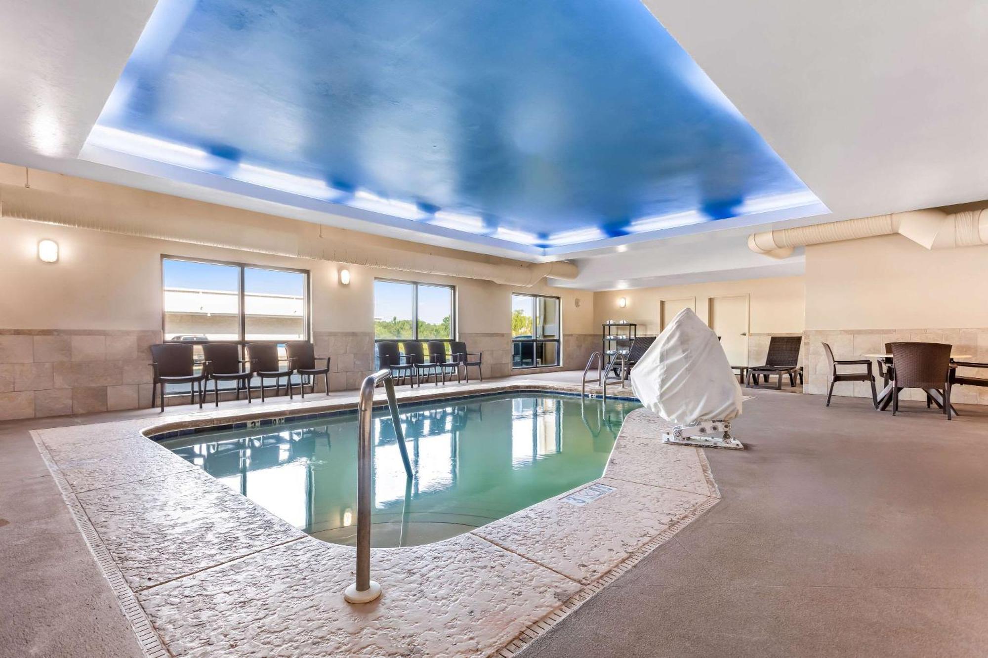Comfort Suites Gulfport Eksteriør bilde